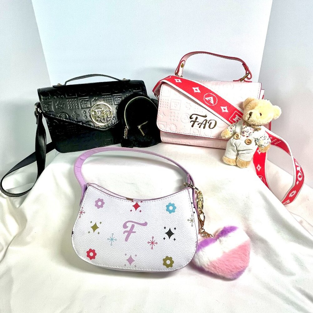 Clean/Like New !FAO Schwarz Kids 3 Purse Wardrobe Bundle in Pink, Black &White